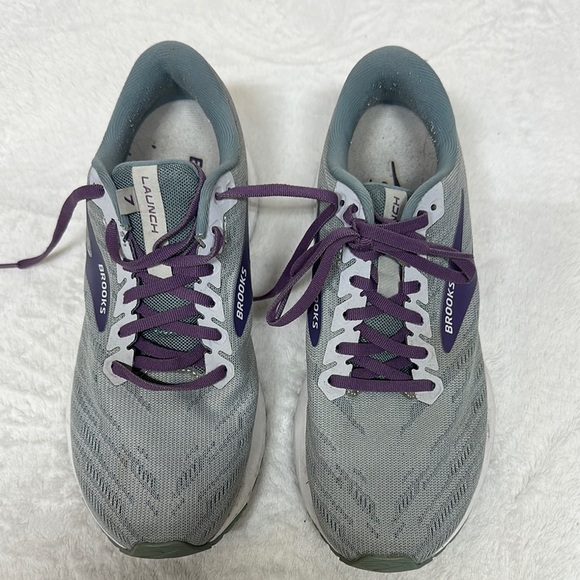 Brooks Gray and Purple Athletic Shoes for Running - Picture 1 of 11